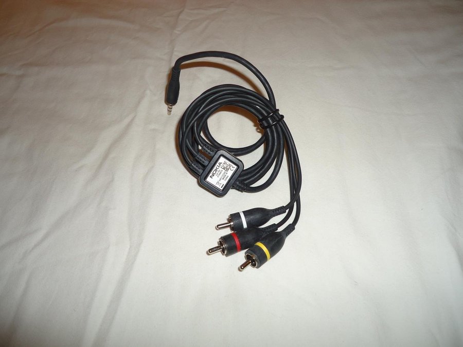 Nokia CA-75U video/audio transfer sync cable