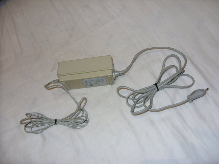 Apple StyleWriter Power Adapter Model M8010Z Macintosh skrivare Mac dator