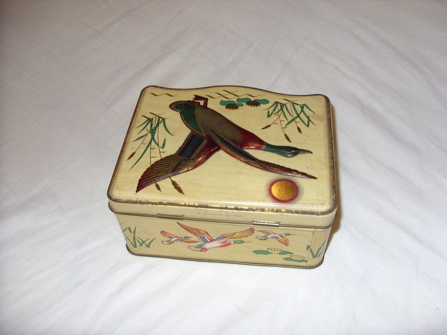 Teburk Fåglar Vintage 12 MB container Made in GT Britain Engelsk Tea Tin Birds