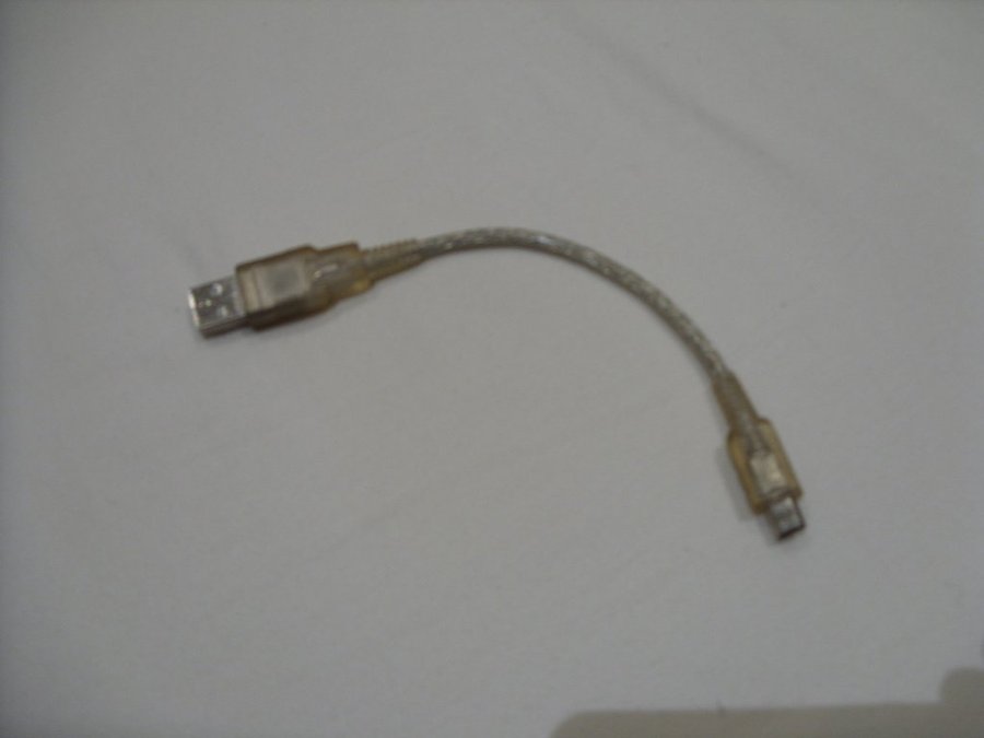 Micro USB till standard USB kabel transparant 19 cm längd
