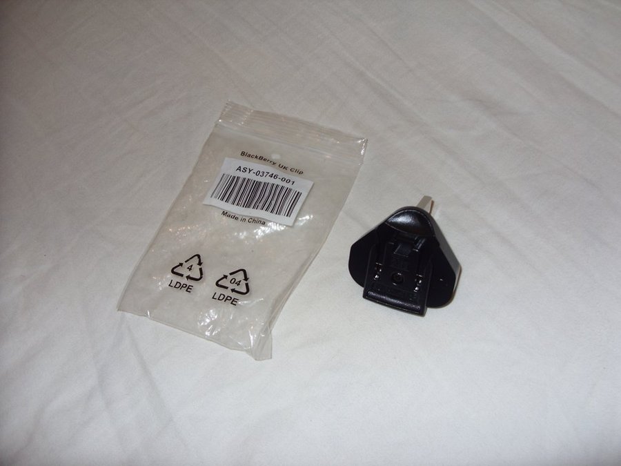 BlackBerry UK Clip model ASY-03746-001 svart färg Ny! New!