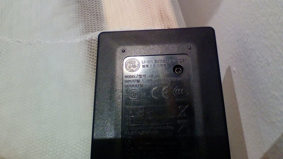 General Electric batteri laddare Li-iON batterier model no GB-20C