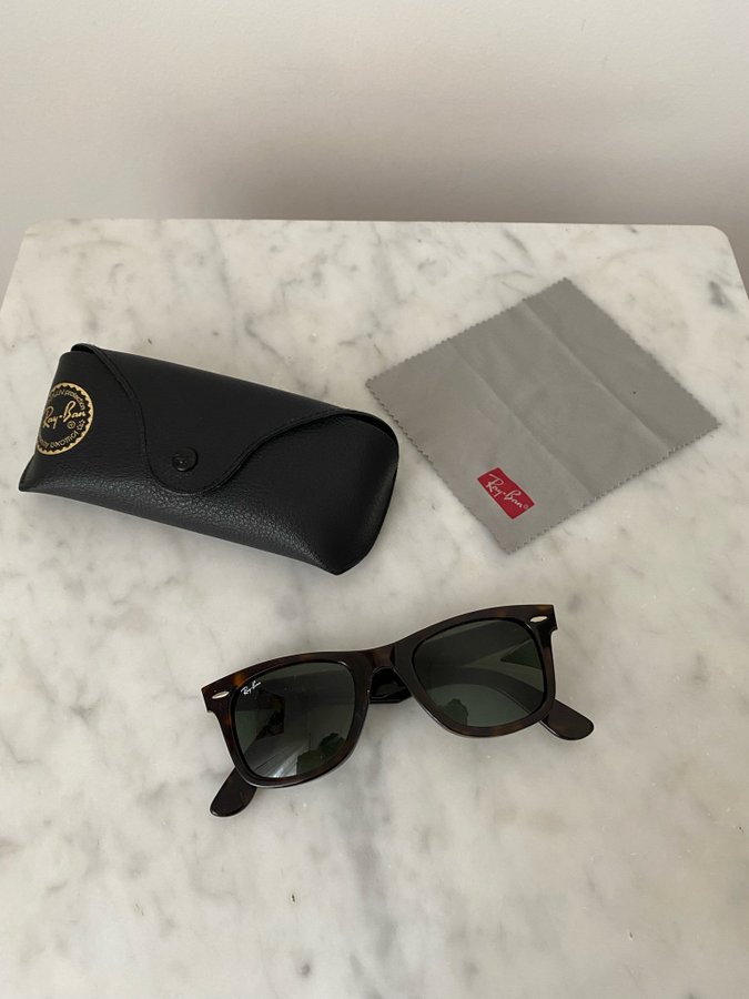 Ray-Ban Wayfarer solglasögon oanvända