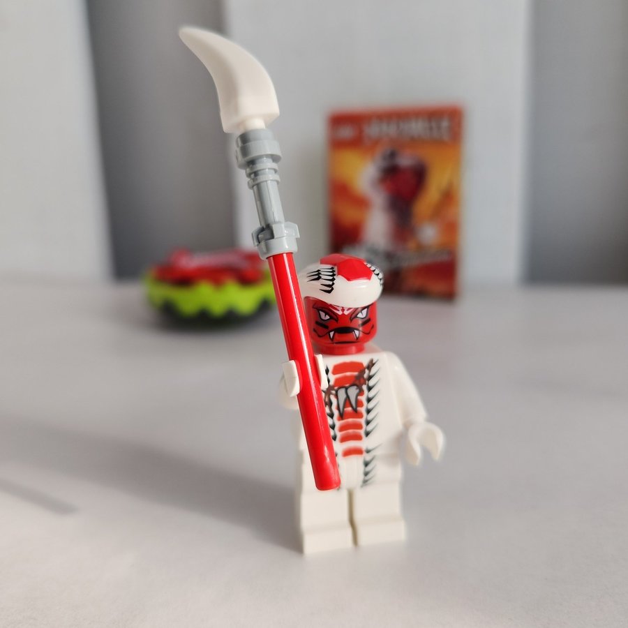 LEGO 2010 Ninjago Snappa Minifigure Weapon  Spinner