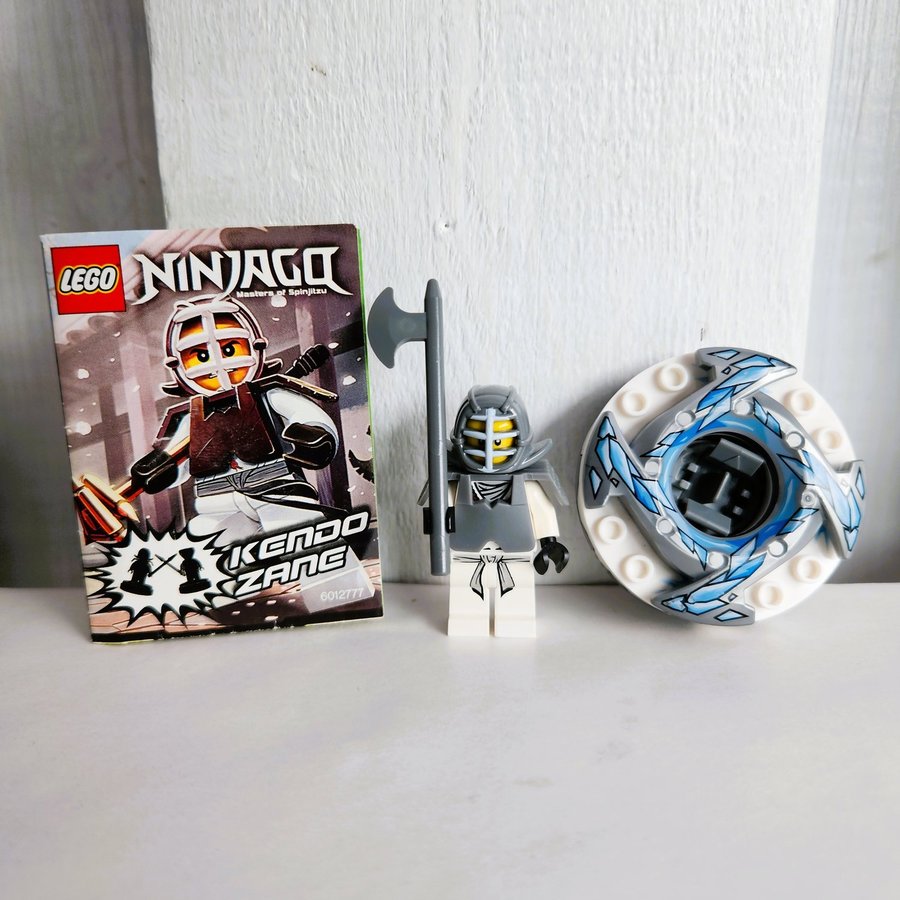 LEGO 2010 Ninjago Kendo Zane Minifigure Weapon  Spinner