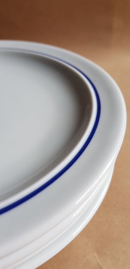 4 st assietter vita med blå ränder Thomas tyskland