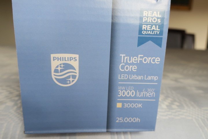 Philips True Force Core LED Urban Lamp Oanvänd