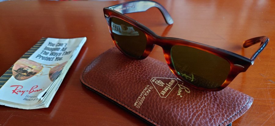 Bausch  Lomb Ray-Ban Wayfarer 40 years special Edition 5024 BL