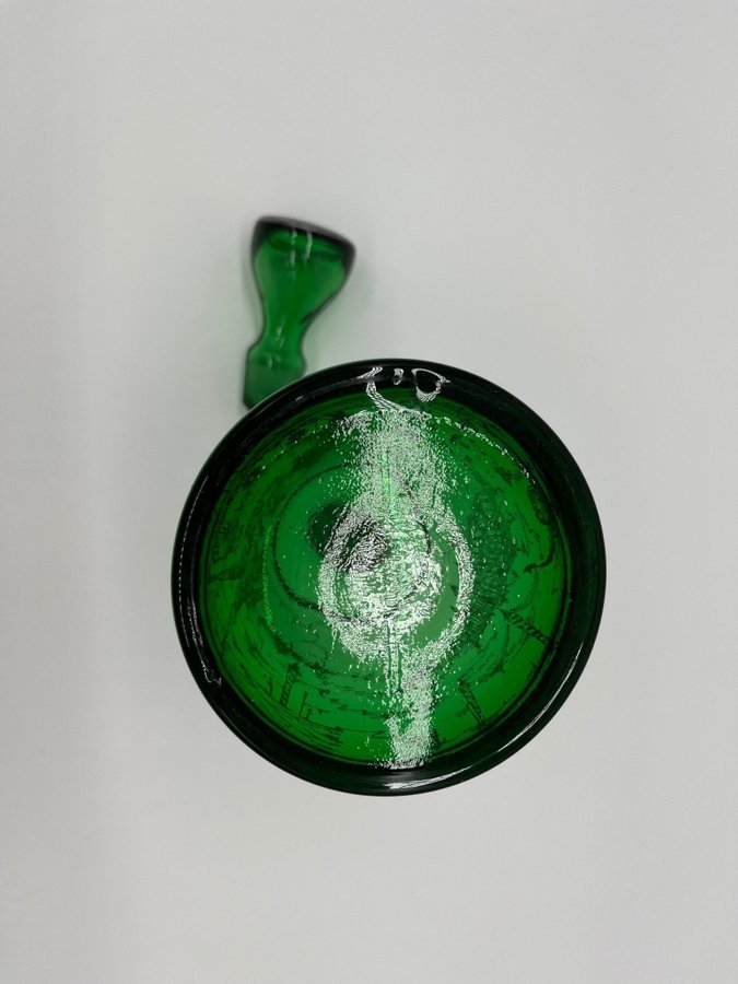 Likörkaraff grönt glas med silverdekor