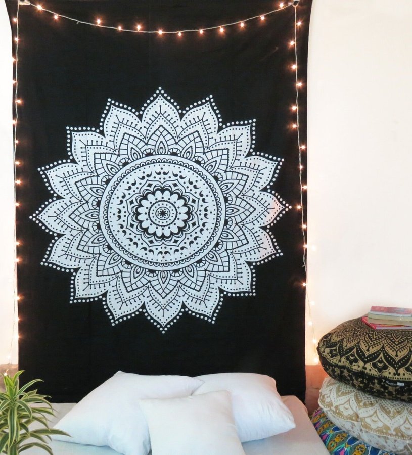 Beautiful Black  White Mandala Wall Hanging Indian Tapestry Room Carpet