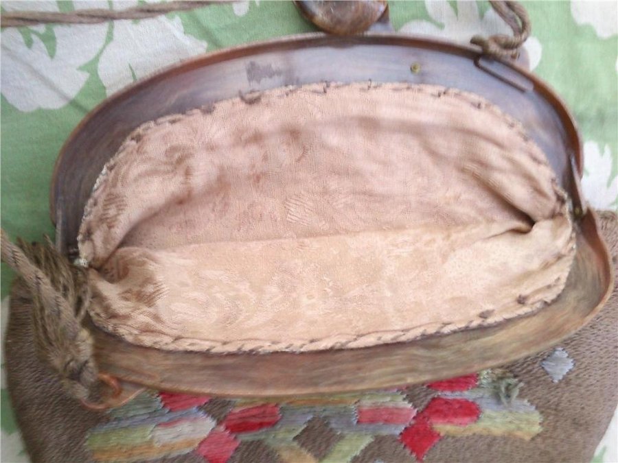 Väska Aftonväska Antik Handbroderad Siden Höjd 22 cm/Bredd 28 cm