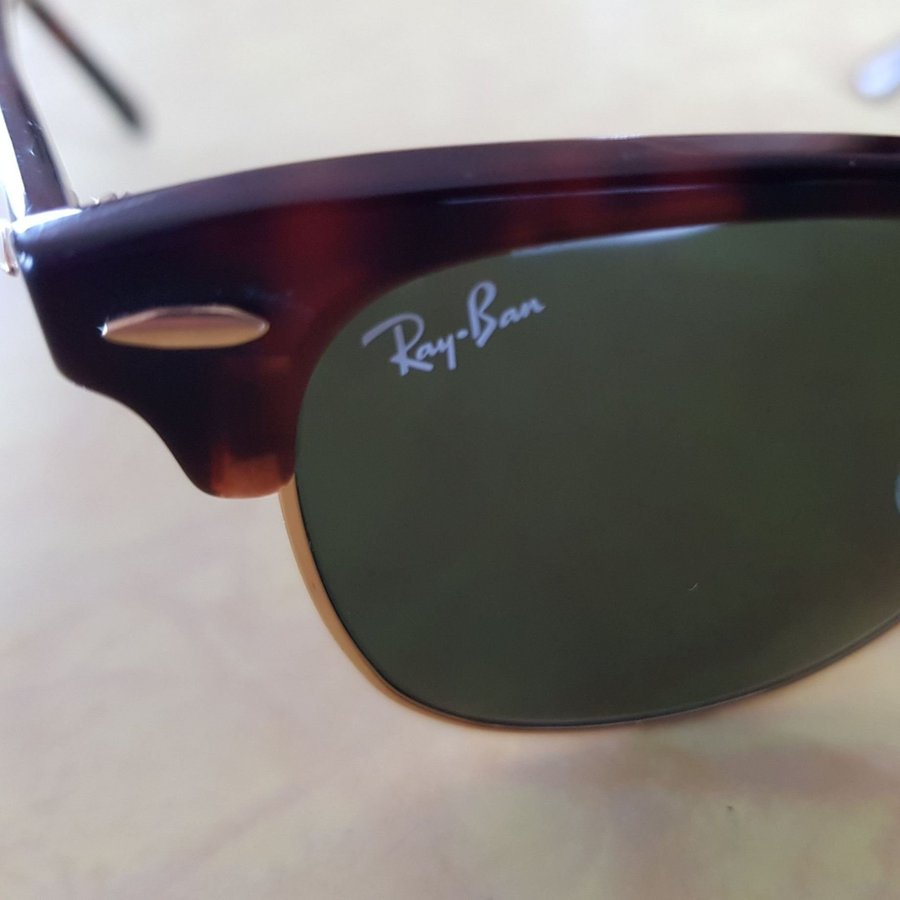 Ray-Ban Clubmaster solglasögon brun RB 3016 49-21