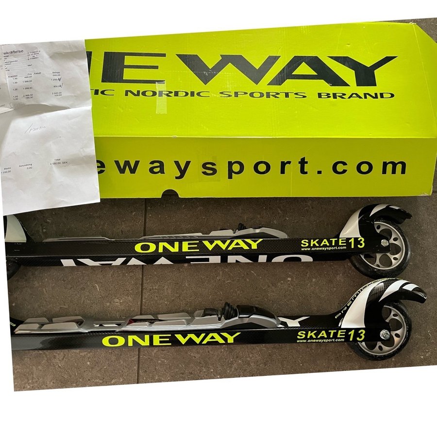 ONE WAY Sports Skate 13 rullskidor skate roller nyskick