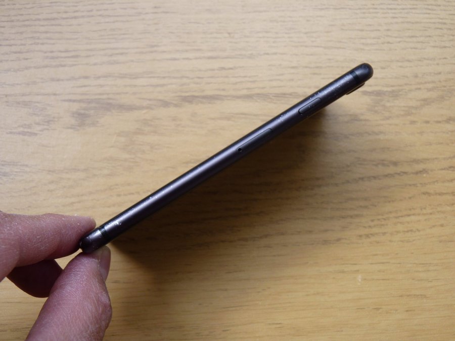 Rymdgrå iPhone 8 64GB-Olåst