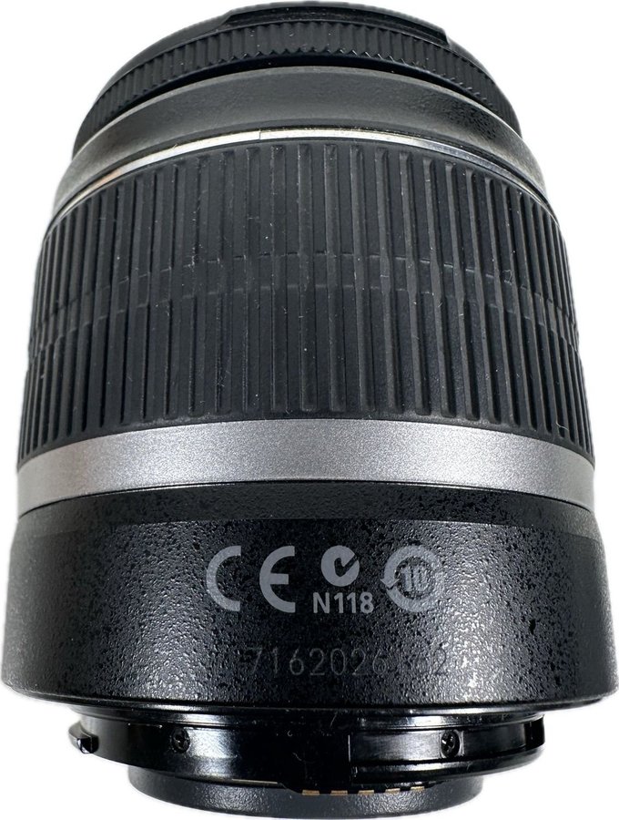 Canon Zoom Lens EF-S 18-55mm 1:35-56 IS Image Stabilizer