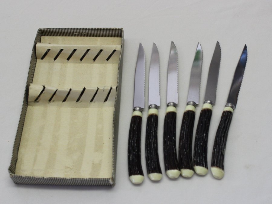6 Vintage Tändad Kniv Knivar 187 cm Rostfritt m Handtag i Plast Japan i Kartong