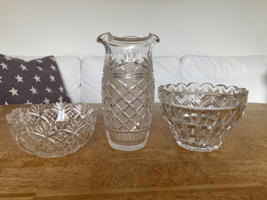 Vas och två skålar slipat kristallglas Orrefors tidigt 1900-tal Bra skick!