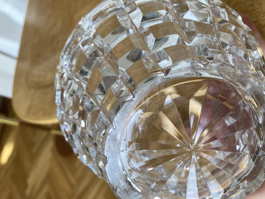 Vas och två skålar slipat kristallglas Orrefors tidigt 1900-tal Bra skick!