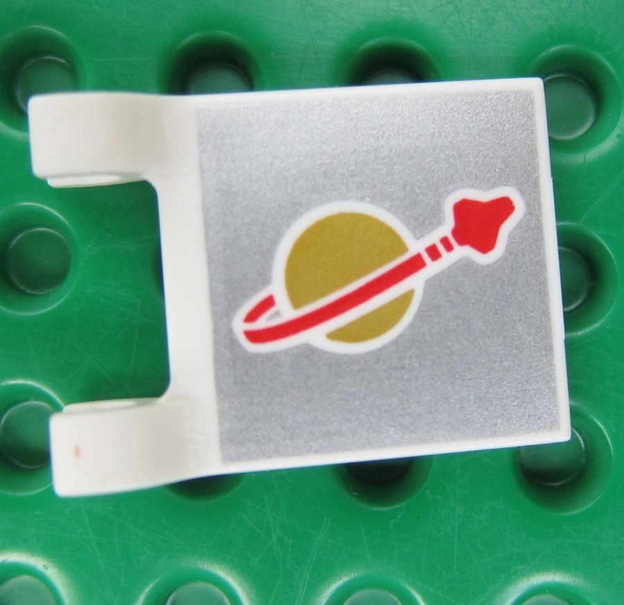 LEGO Flag 2 X 2 Vit Flag 2 x 2 Square with Classic Space 2335pb143