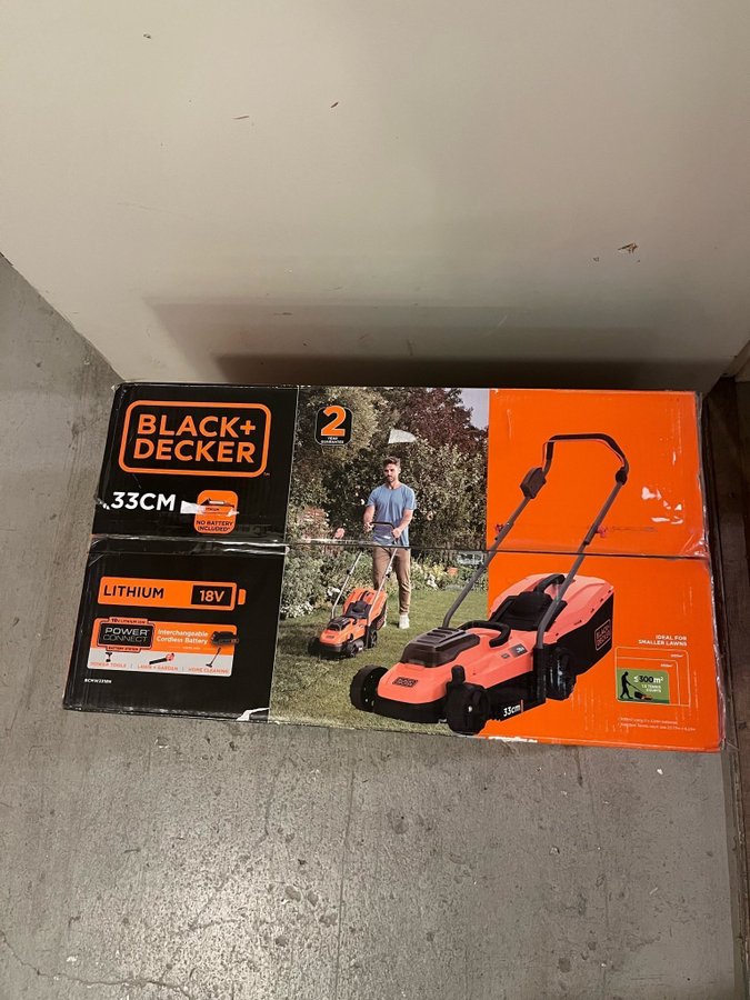 GRÄSKLIPPARE BLACK+DECKER BCMW3318N-XJ 2X18V helt ny i förpackningen