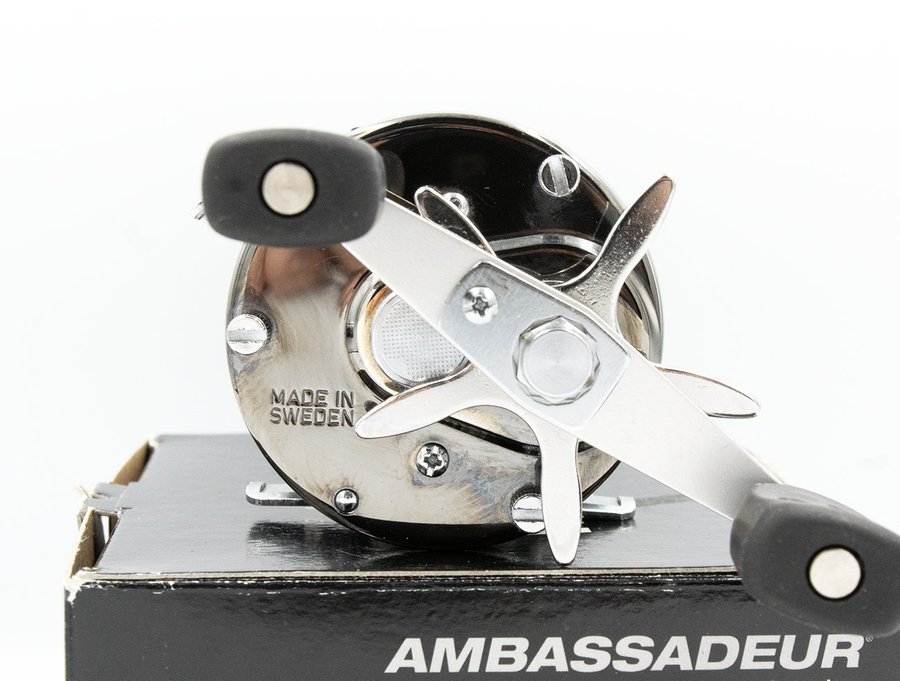 ABU Ambassadeur 6500CS Mag - Near Mint - Complete with box - FREE SHIPPING!