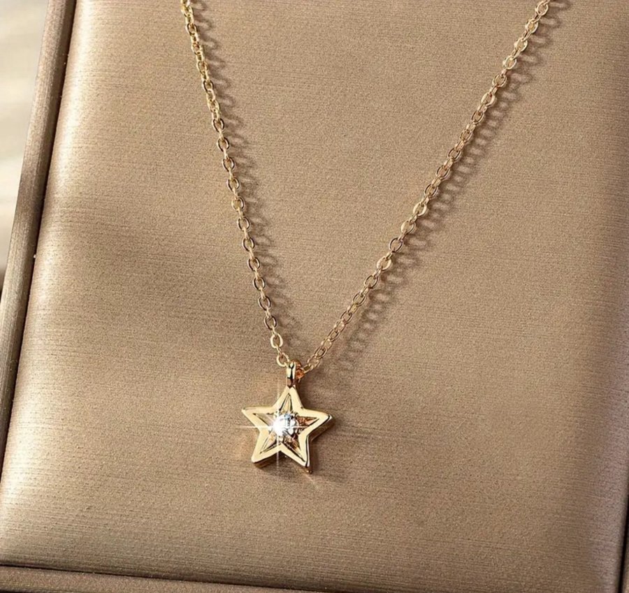 Halsband med hänge stjärna / charm - bijouterier färg guld