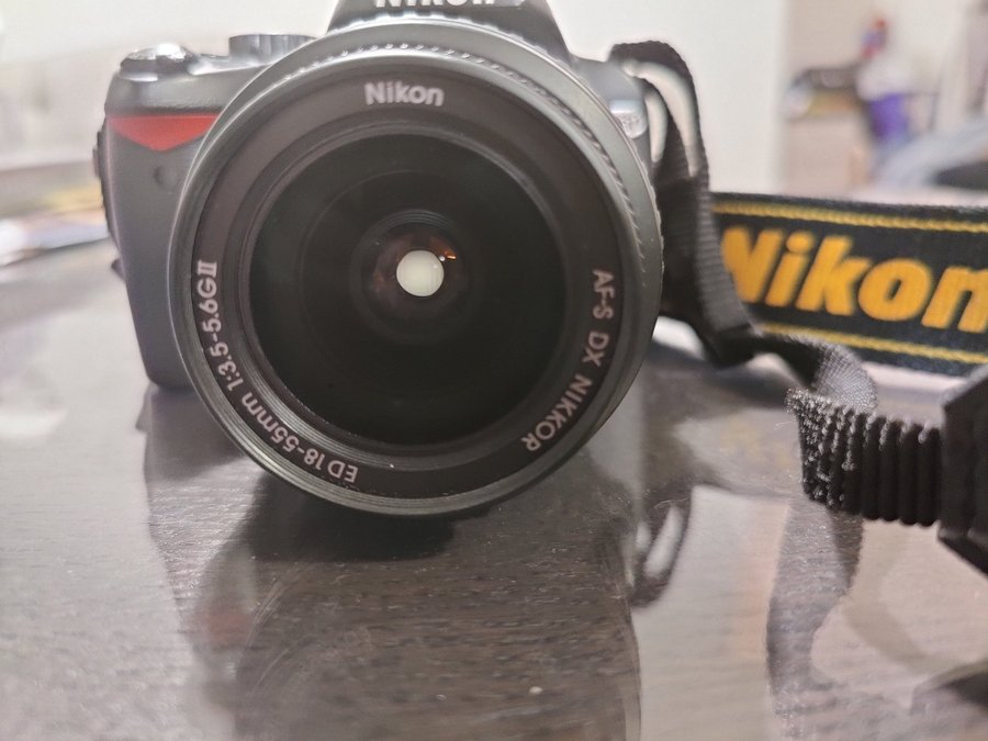 Camera - Nikon D60 med ett helt nytt batteri