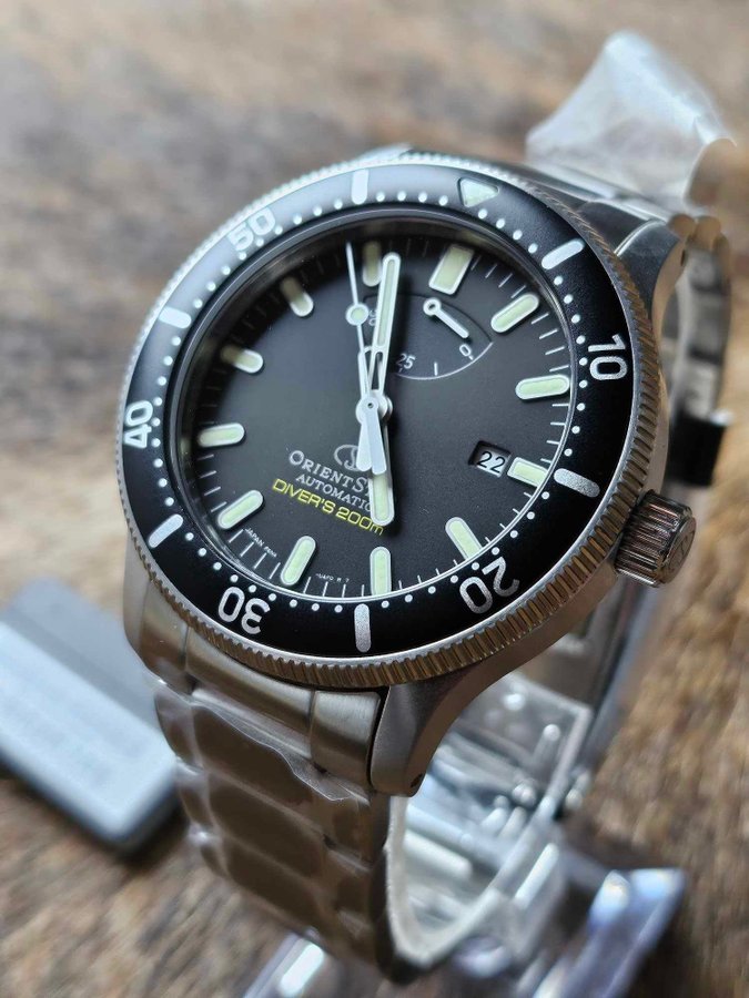 Ny og Ubrugt Orient Star Diver re-au0301b00b