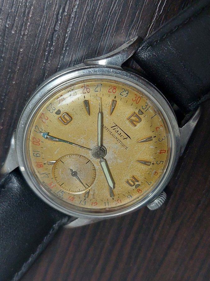 Tissot Antimagnetique pointer date