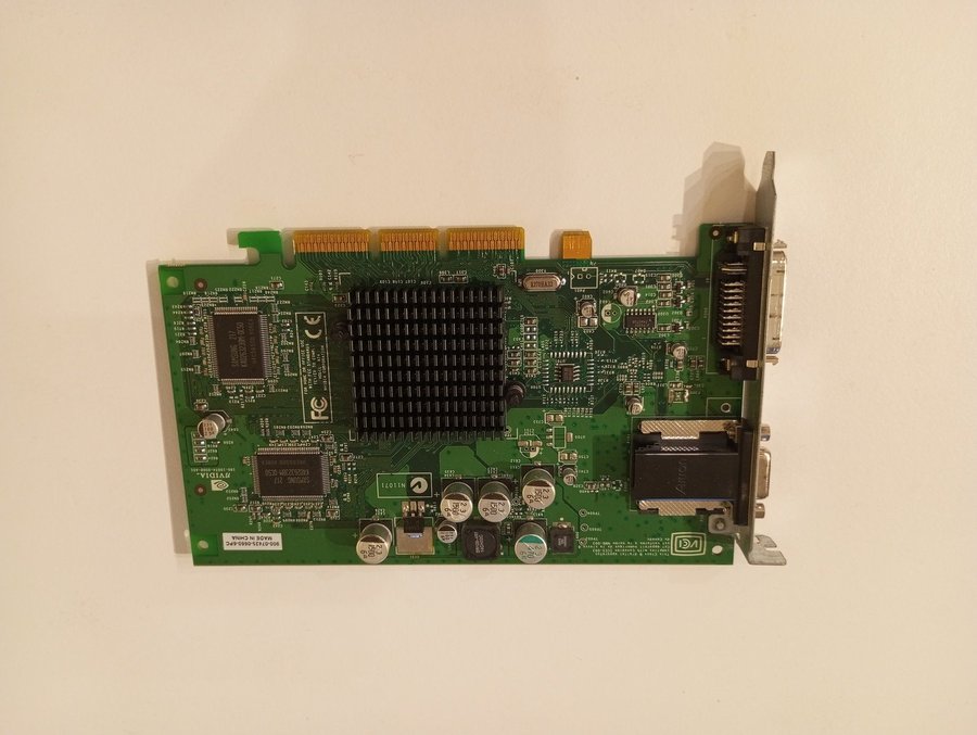 Nvidia Geforce4 MX 64MB Grafik Kort ADC VGA 180-10074-0000 A01