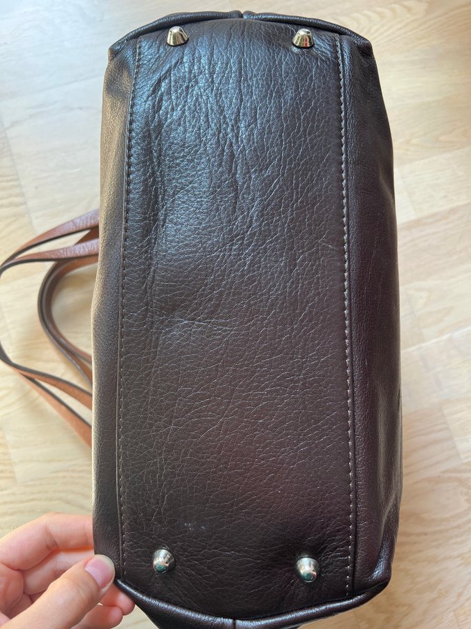 Gorgeous luxurious Jil Sander brown leather shoulder bag