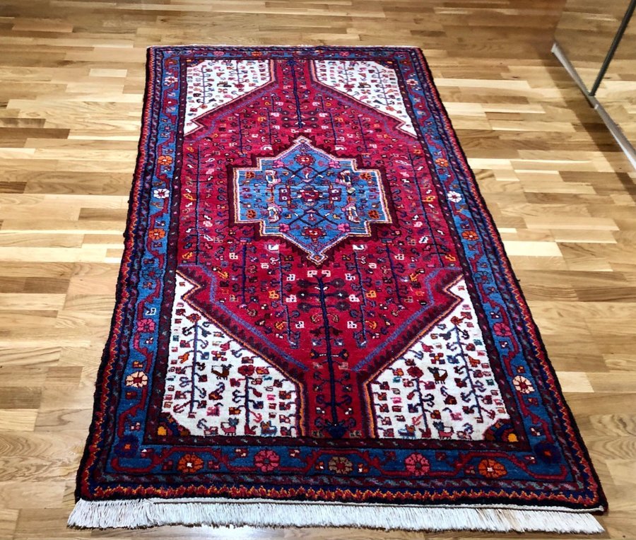 Äkta handknuten orientalisk ullmatta 120x210 cm