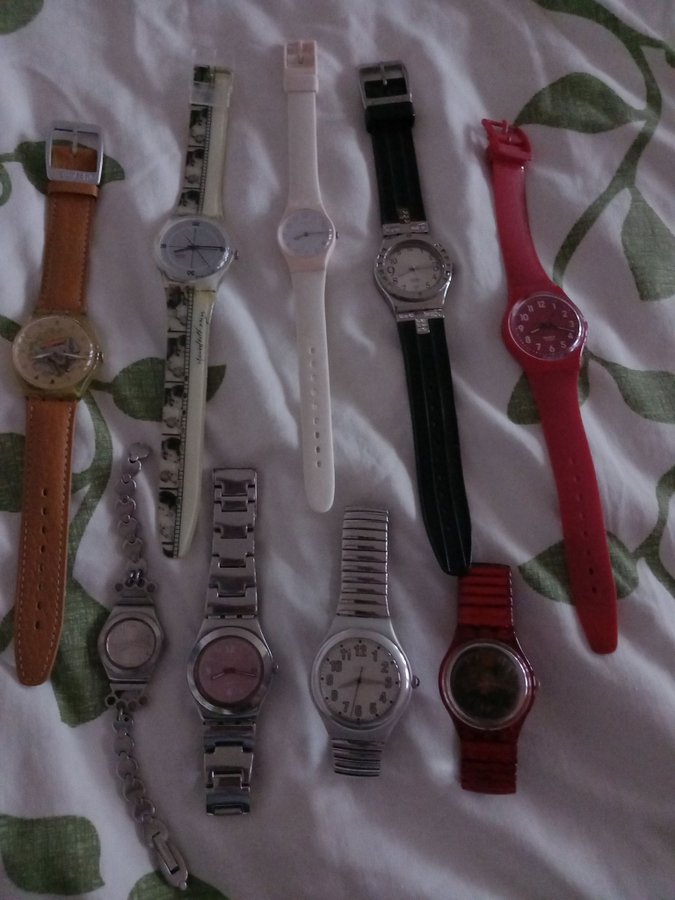 9 Swatch klockor olika modellen :