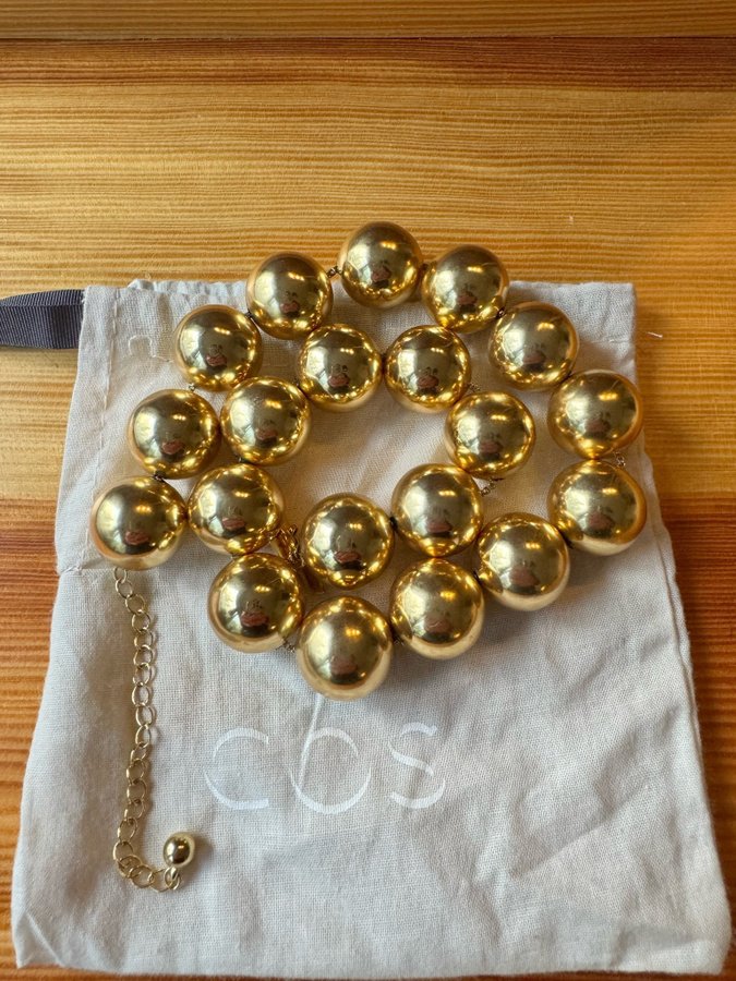 COS Chunky GOLD Beaded Pearl necklace