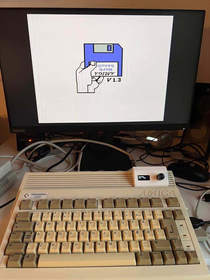 Commodore Amiga 600 A600 Recappad Riktigt fin!