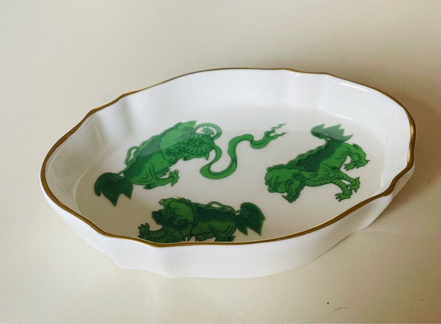 Wedgwood 'Chinese Tigers’ litet fat England