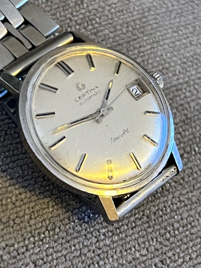 CERTINA NEW ART AUTOMATIC tickar ej