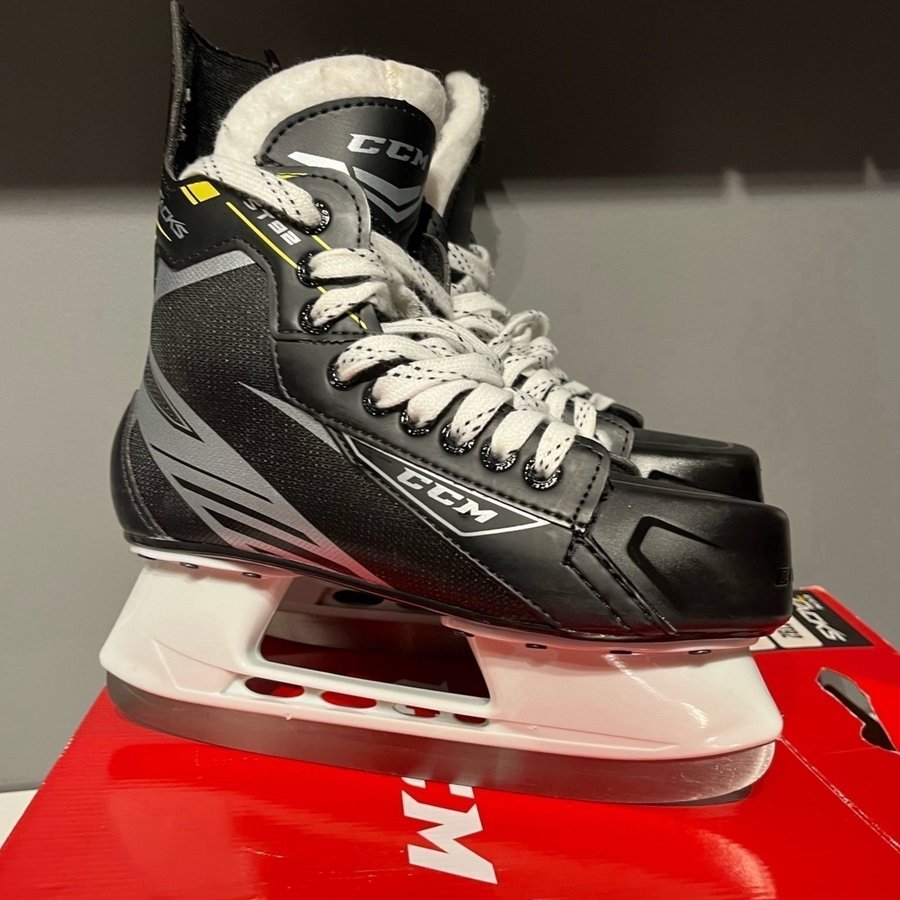 CCM skridskor hockey skridskor CCM Tacks ST92 junior storlek 37 nyskick