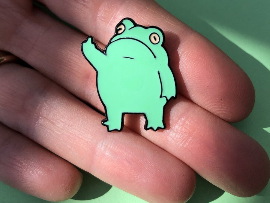 FUNNY FROG Enamel Pin | Flipping the Bird | Froggy Animal | Cartoon Badge Brooch