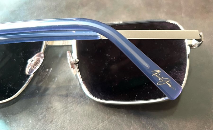 Maui Jim solglasögon aviator model compass silver och grå