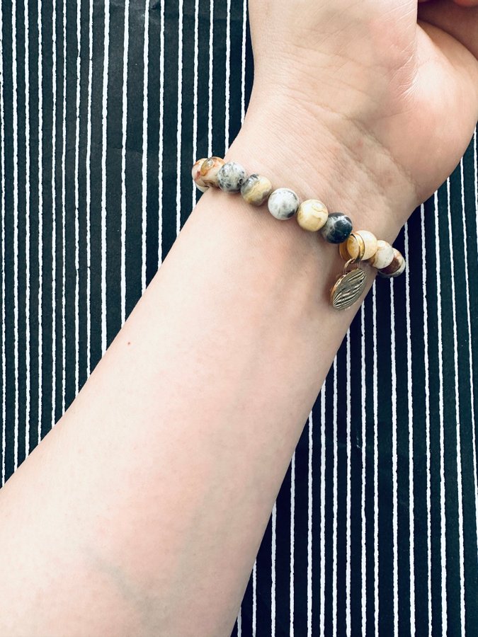 Sten armband (beige brun grå guldfärg) handgjort för män och kvinnor