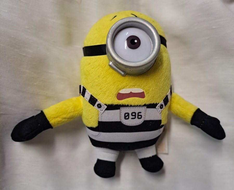 Despicable Me 3 Jail Minion Tom Soft Toy plush doll