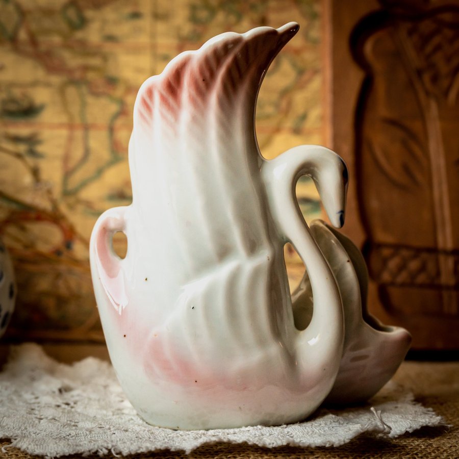 Vintage Porcelain Ceramic Pastel Pink Swan Vase | Retro Kitsch Kitschy Figurine