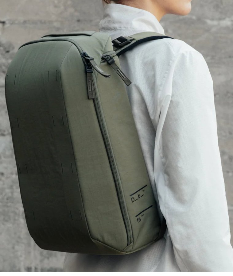 Ryggsäck från Db - Freya Backpack 16L Green