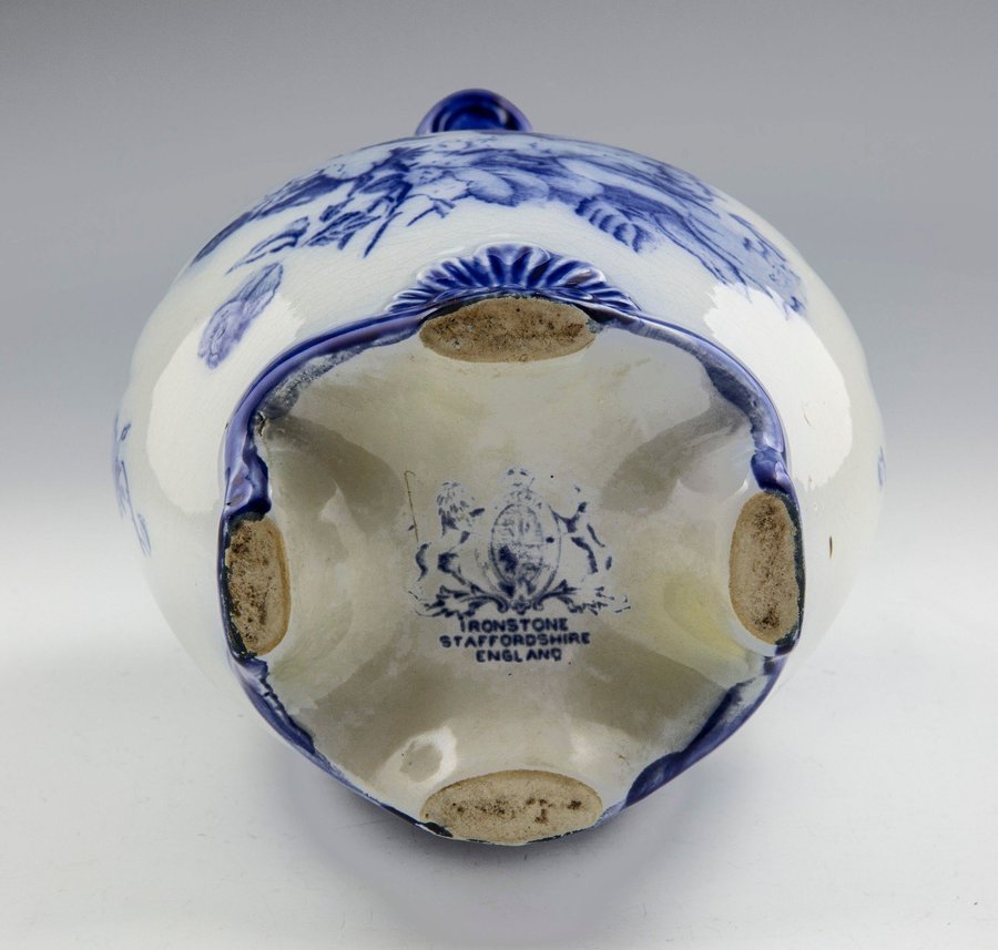 Hög Vas - Flow Blue Victoria - Staffordshire Ironstone - England