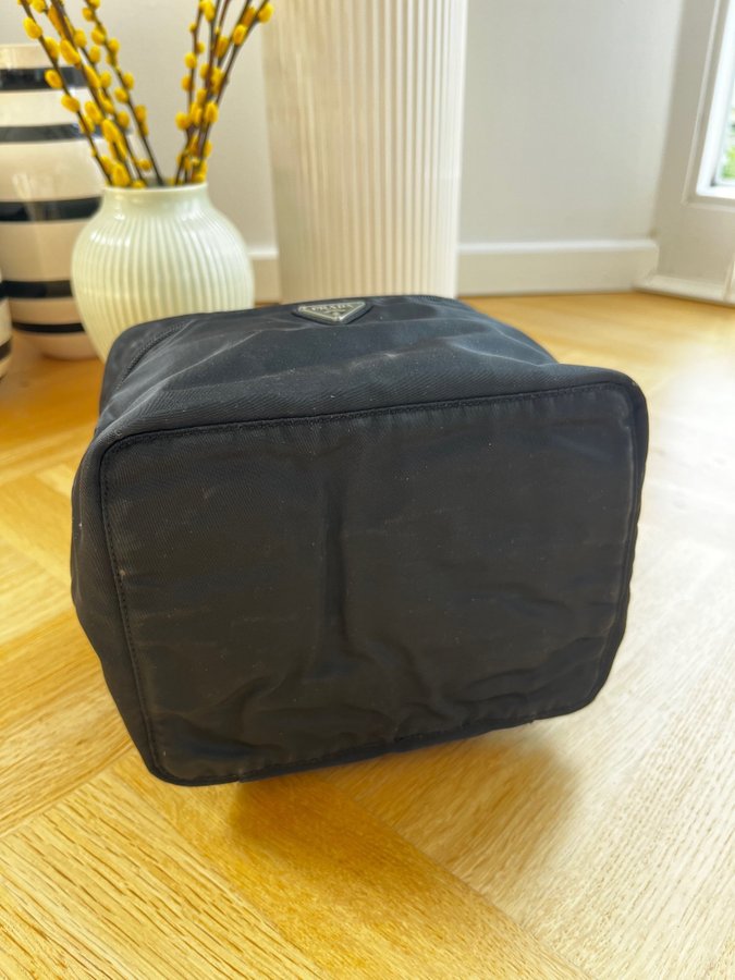 Tessuto nylon vanity bag