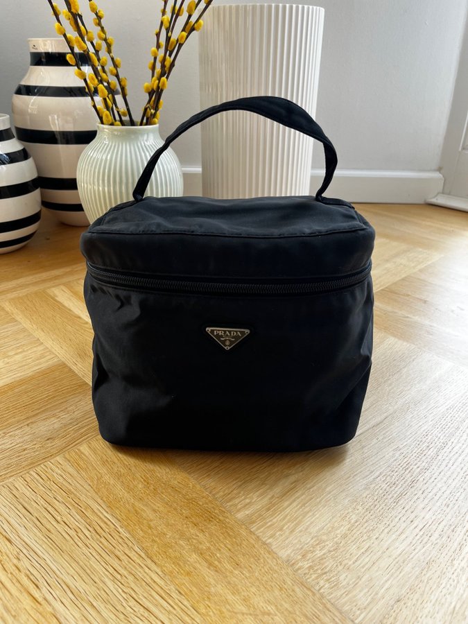 Tessuto nylon vanity bag