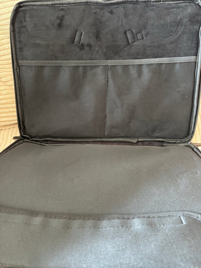 Laptop bag