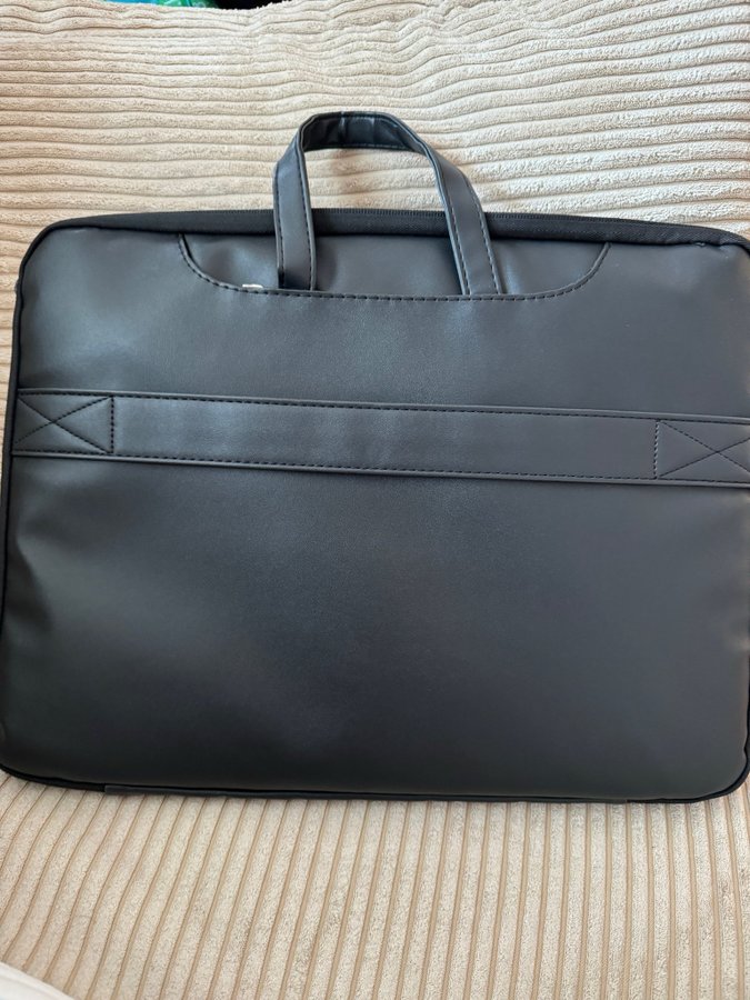 Laptop bag