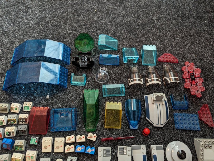 Lego rymd 136 delar från 80-tal och framåt